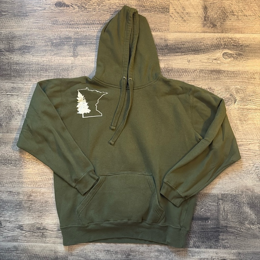 Oversized MINNESOTA Hoodie with hidden beer koozie pocket